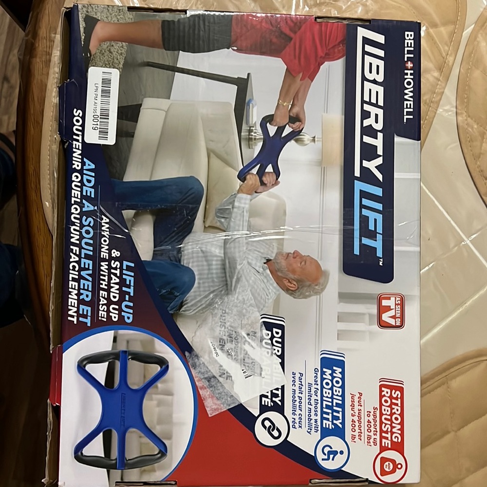 Portable Lift Handle Device Standing Aid for the Elderly.